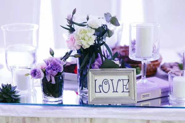Romantic vintage love sign in frame — Stock Photo, Image