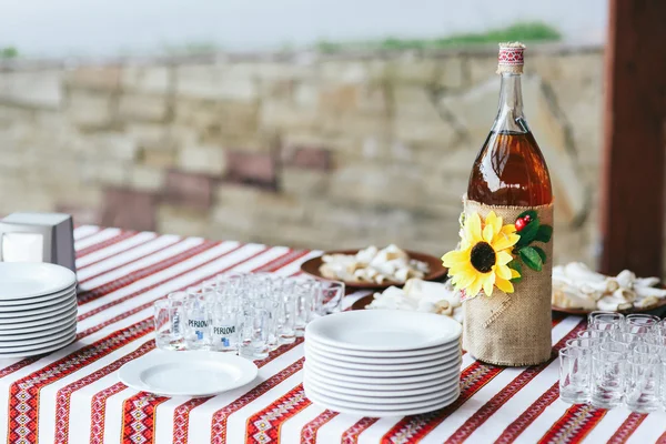 Traditionell folkmusik land bröllop mottagning tabell — Stockfoto