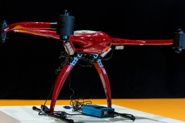 Dubai, UAE- 09.10.2025: İHA 'ların çeşitli amaçlarla sergilendiği bir sergi, İHA' lar kapanıyor, Verti Expo Dubai. Yüksek kalite fotoğraf