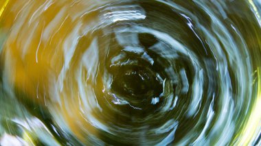 Soyut spiral yağ kabarcıkları yeşil sarı ışık