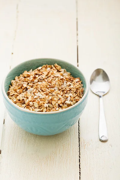 La avena la papilla sobre la mesa —  Fotos de Stock