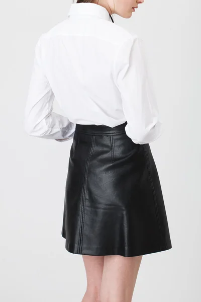 kadın beyaz gömlek