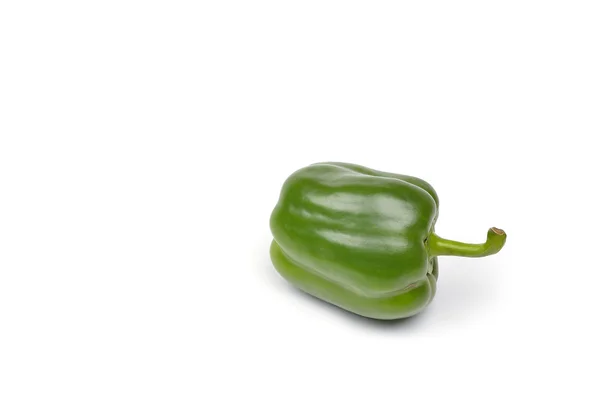 Πιπεριές σε λευκό φόντο — Φωτογραφία Αρχείου