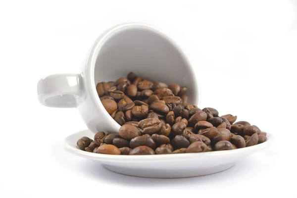 White coffee cup and beans on white background — Stock Photo, Image