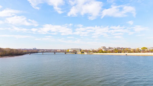 Panorámás kilátás nyílik a Potomac folyó, Washington DC-ben. — Stock Fotó