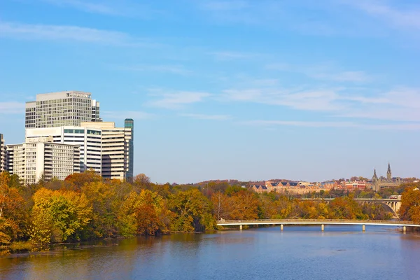 Sonbahar panorama Büyükşehir Washington Dc, ABD.