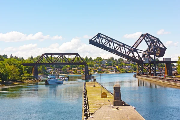 Ballard Locks em um dia de verão em Seattle . — Fotografia de Stock