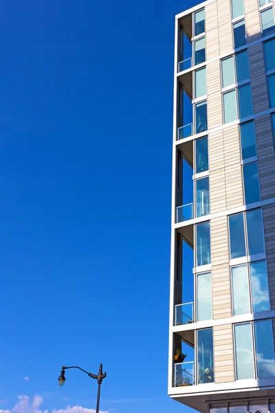 A fragment of modern building exterior in Washington DC, USA. — Stock Photo, Image