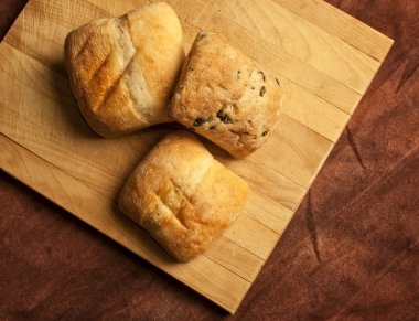 Üç ciabatta ekmek