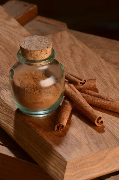 Tarçın baharat