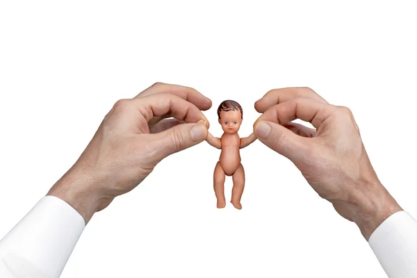 Hände zweier Männer, die nackte Babypuppe halten — Stockfoto