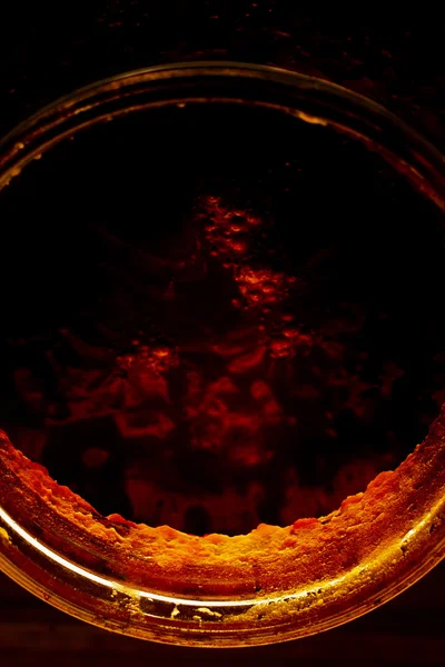 Kanten av burken med kristalliserad honung — Stockfoto