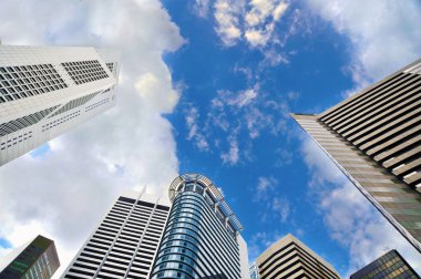 Singapor merkezi iş bölgesi içinde ticari bina