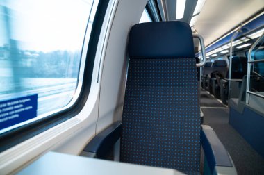 SBB CFF FFS İsviçre Tren Pencere Koltuğu İkinci Sınıf Kamu Taşımacılığı İsviçre Yolcu Demiryolu Ağı