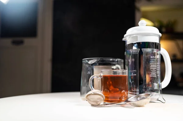 Taza Vidrio Taza Negro Ceilán Caliente Fresco Sabroso Con Prensa — Foto de Stock