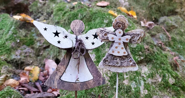 Prachtige Engel Decoraties Met Vleugels Rug Vintage Tuin Angel Standbeeld — Stockfoto