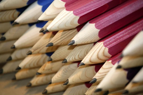 Warna menggambar pensil dalam berbagai warna — Stok Foto