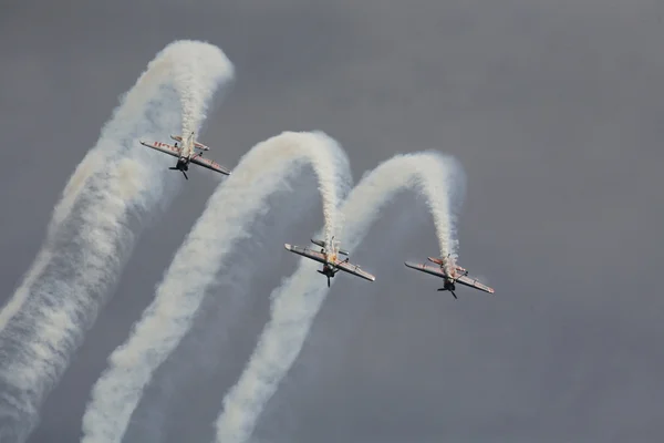 Budapest Air Show över Donau — Stockfoto