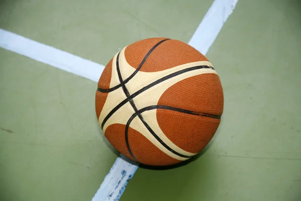 Basket ball on the playground — Stock Photo, Image