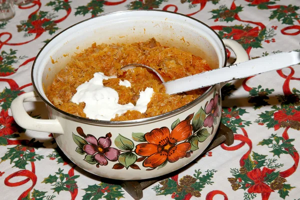 Nama makanan kubis tradisional buatan sendiri adalah szekelykaposzta — Stok Foto