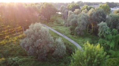 Po Nehri üzerindeki Viadana Köprüsü, İtalya