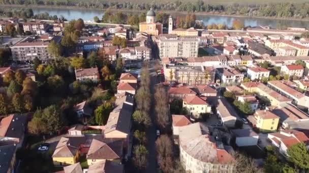 Flygfoto över byn Boretto Italien — Stockvideo