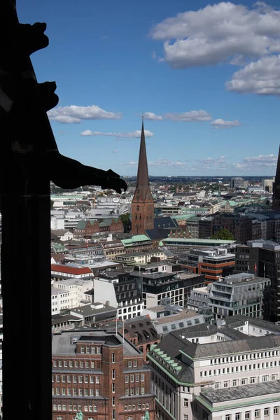 Mahnmal St. Nikolai kilise kulesi Hamburg, Almanya