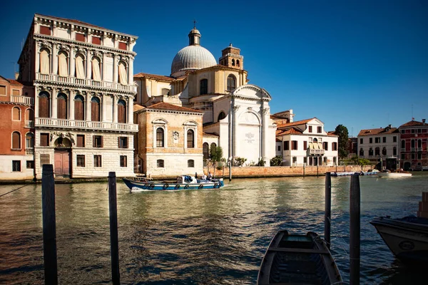 Venedik, İtalya 2020 'den sonra yazın tecrit — Stok fotoğraf