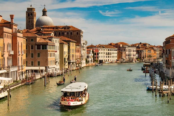 Venecia, Italia tras el cierre de 2020 en verano — Foto de Stock