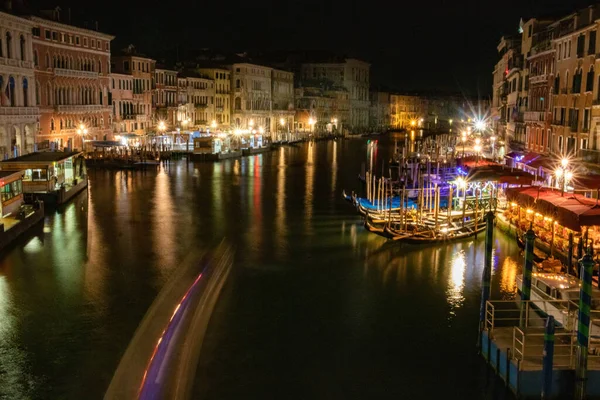 Venecia, Italia tras el cierre de 2020 en verano — Foto de Stock