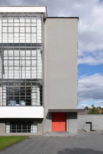 Bauhaus, První průmyslová škola. Dessau, Německo — Stock fotografie