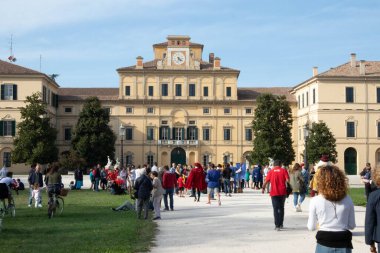 Ortaçağ partisi tarihi şehir Parma, İtalya 2019. Yüksek kalite fotoğraf