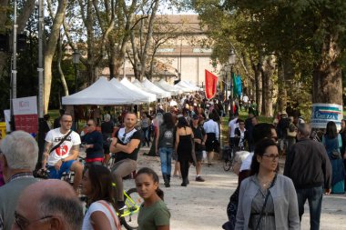 Ortaçağ partisi tarihi şehir Parma, İtalya 2019. Yüksek kalite fotoğraf