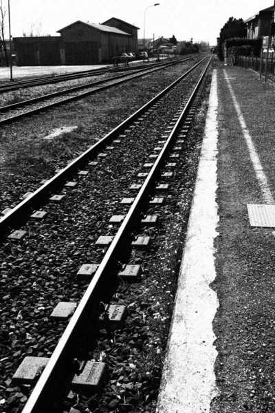 Oude spoorwegen van station Boretto, Italië in 2019 — Stockfoto