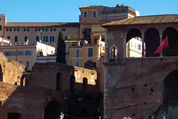 San Giovanni Battista dei Cavalieri di Rodi Kilisesi ve l 'Italia çan kulesi başına Ordinariato Militare. Roma, İtalya. Yüksek kalite fotoğraf