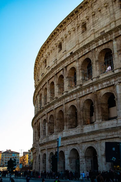 Vista do Coliseu Romano, Coliseu Romano, Roma, Lácio. Itália — Fotografia de Stock