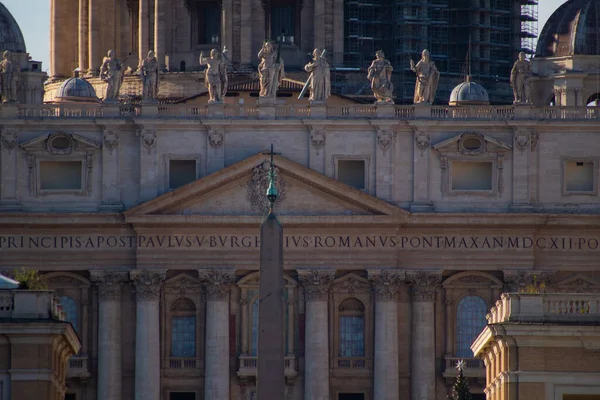 San Pietro Bazilikası 'nın manzarası. Vatikan Şehri, İtalya — Stok fotoğraf