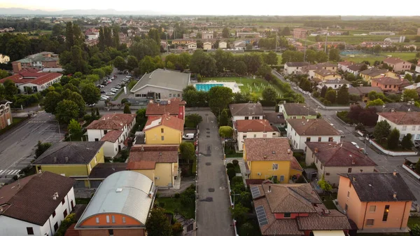 Veduta aerea di Boretto, Emilia Romagna. Italia — Foto Stock