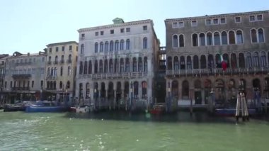 Venedik mimarisinin Büyük Kanal, Venedik İtalya 'daki Tragetto yelkenlisinden görünüşü