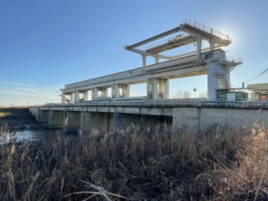 Reno Nehri sel kontrol sistemi, San Agostino, Ferrara. Yüksek kalite fotoğraf