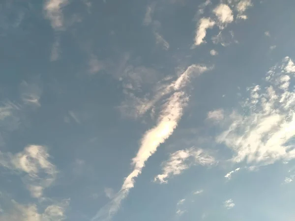 Piękny Kształt Chmury Poranku — Zdjęcie stockowe