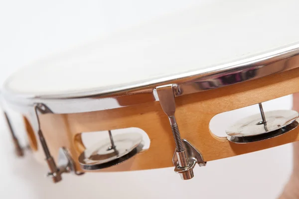 Beyaz arka plan üzerinde tef tarafında