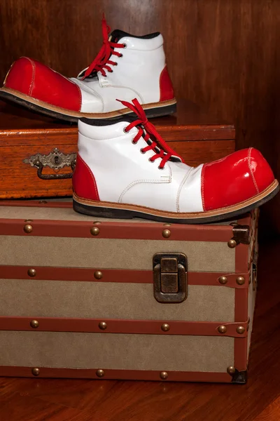 Palyaço dava üstünde tepe-in çizme