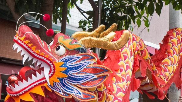 Dragon chinois sur le festival de rue Images De Stock Libres De Droits