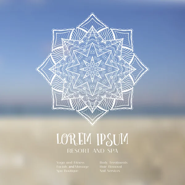 Bulanık gökyüzü üzerinde çizilmiş mandala el