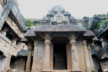 Ellora mağaraları, maharastra, Hindistan - Ellora mağaralarındaki 32 no 'lu mağara veya 