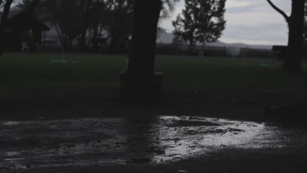 大雨在野营 — 图库视频影像