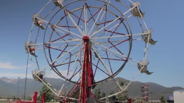 Ferris wheel at the carnival — Stock Video