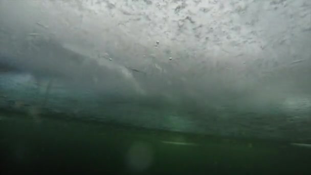 Pesca con hielo bajo el agua — Vídeos de Stock