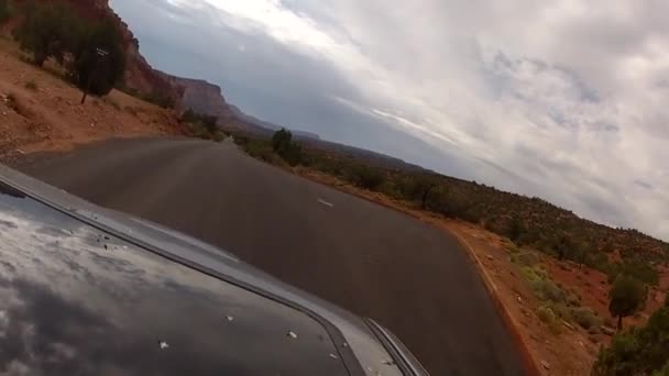 Suv driving through capitol reef — Stock Video